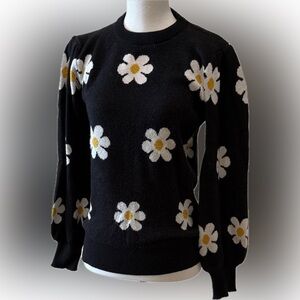Retro Black White Daisy Sweater Cottagecore Chic Hippie Bohemian Granola Kidcore